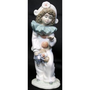 Vtg 1989 Nao By Llardo Handmade in Spain "A Bird In Hand" 1100 Ceramic Figurine